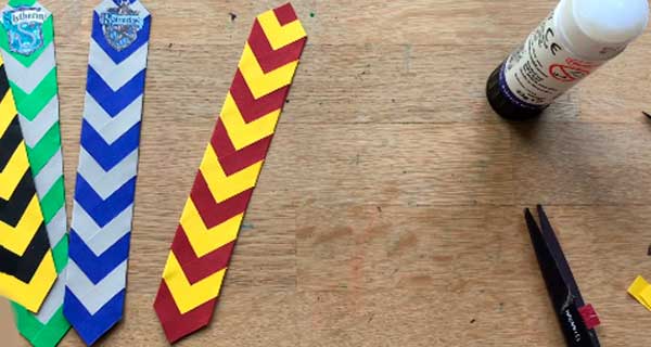 How To Make Harry Potter Style Bookmarks, School Supplies, School Supply, DIY, Bookmarks