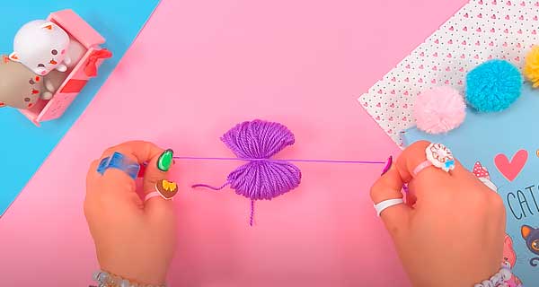 How To Make With pompom Bookmarks, School Supplies, School Supply, DIY, Bookmarks
