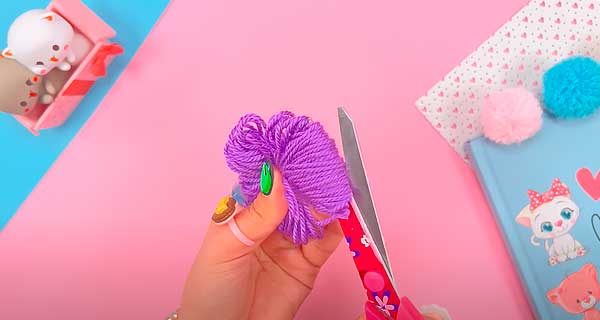 How To Make With pompom Bookmarks, School Supplies, School Supply, DIY, Bookmarks