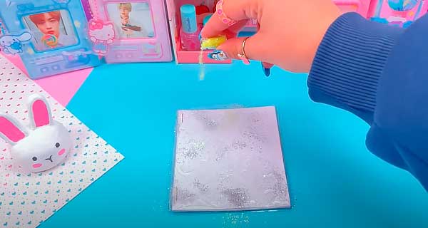 How To Make With glitter Notebooks, School Supplies, School Supply, DIY, Notebooks